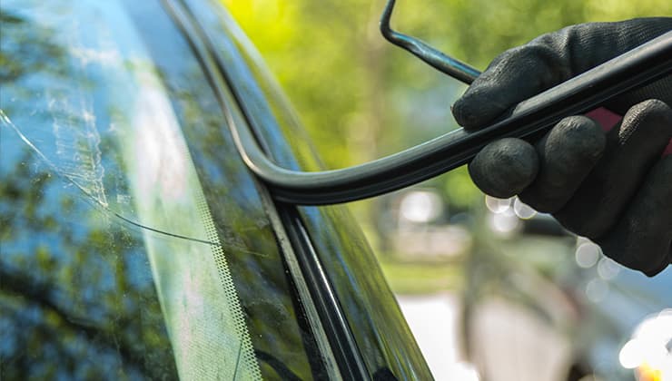 blog-content-guide-to-fleet-maintenance-windshield blog-content-guide-to-fleet-maintenance-windshield